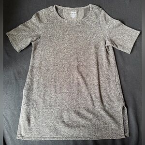Duluth Trading Co. Gray Short Sleeve Tunic Top women Small